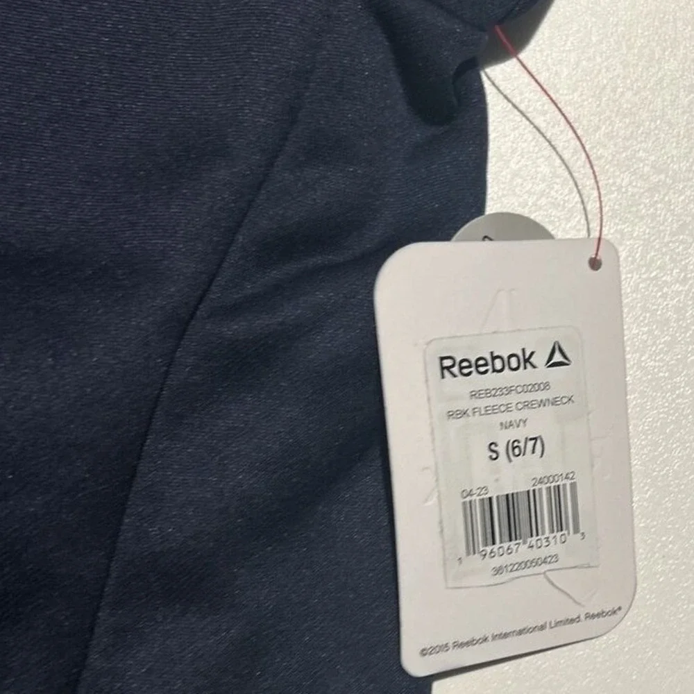 Reebok Boys Navy Blue Fleece Crewneck Sweatshirt Size Small (6-7) NWT